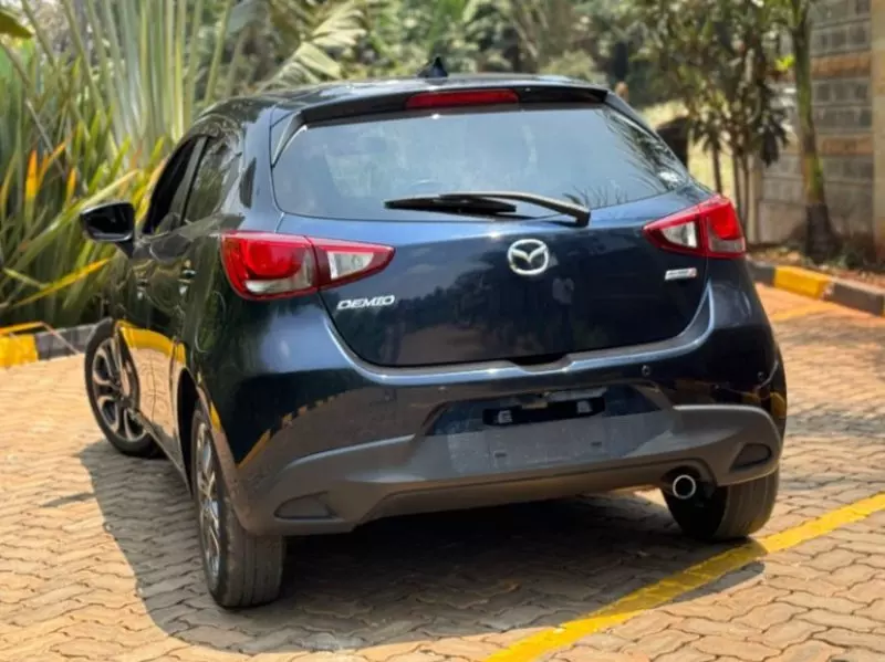Mazda Demio   - 2018