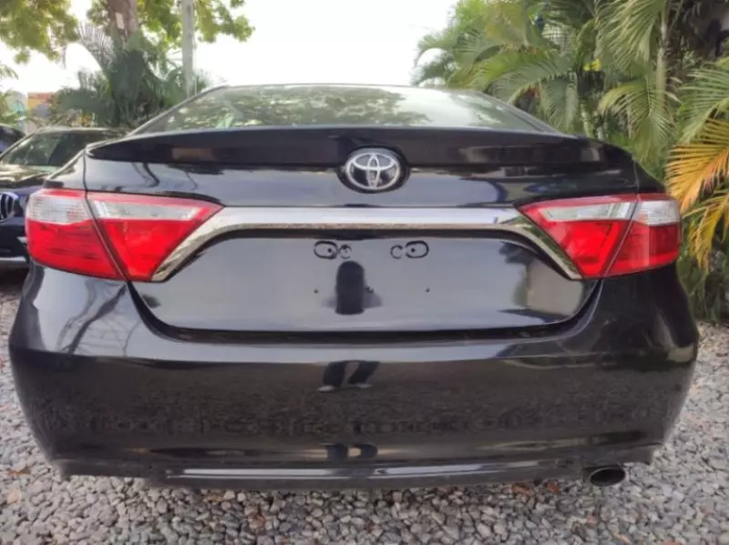 Toyota Camry   - 2017