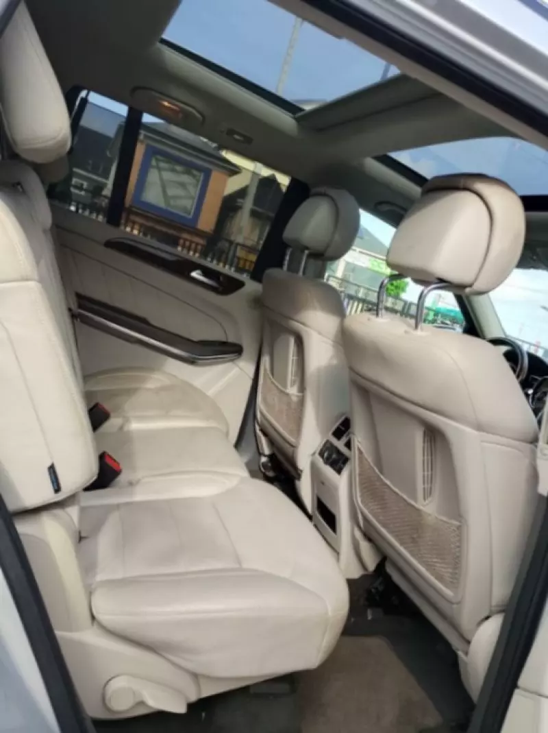 Mercedes-Benz GL 550   - 2016