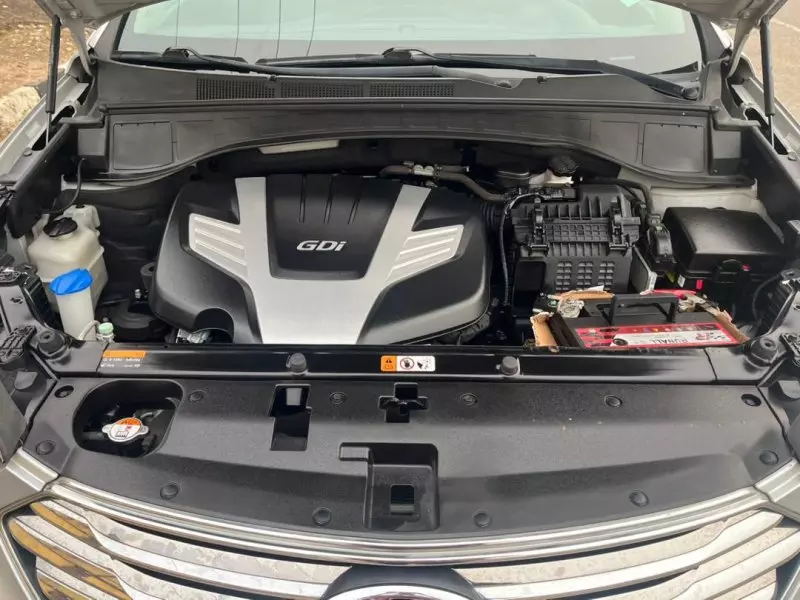 Hyundai Santa Fe   - 2016