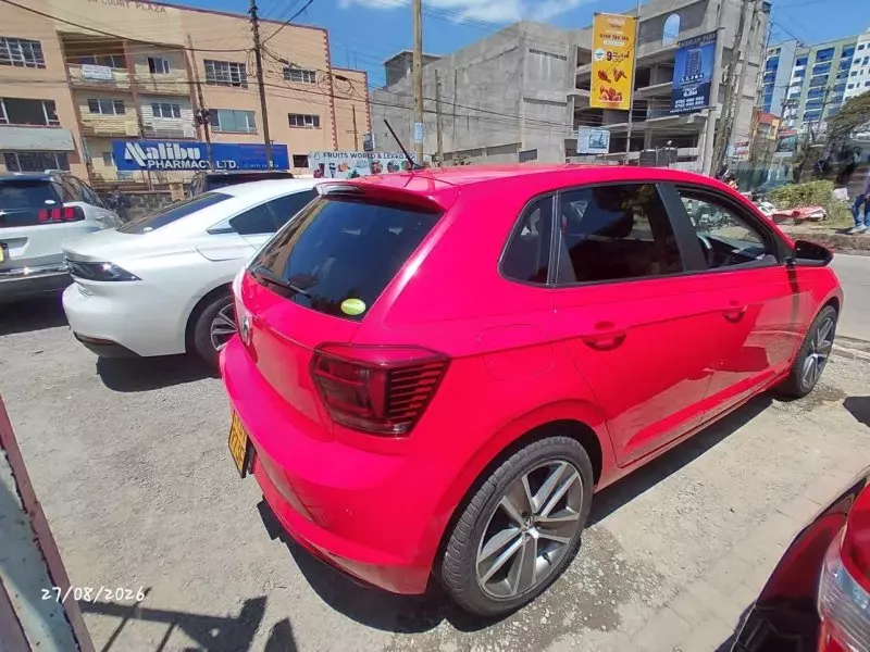 Volkswagen Polo   - 2018