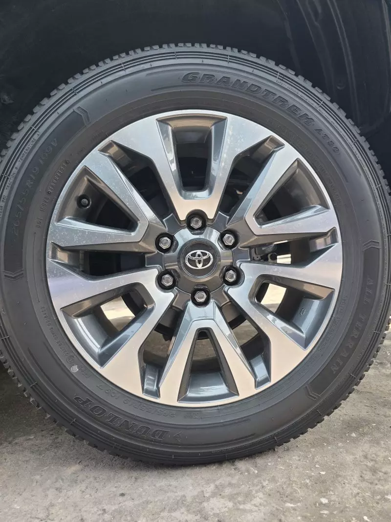 Toyota Landcruiser Prado   - 2023