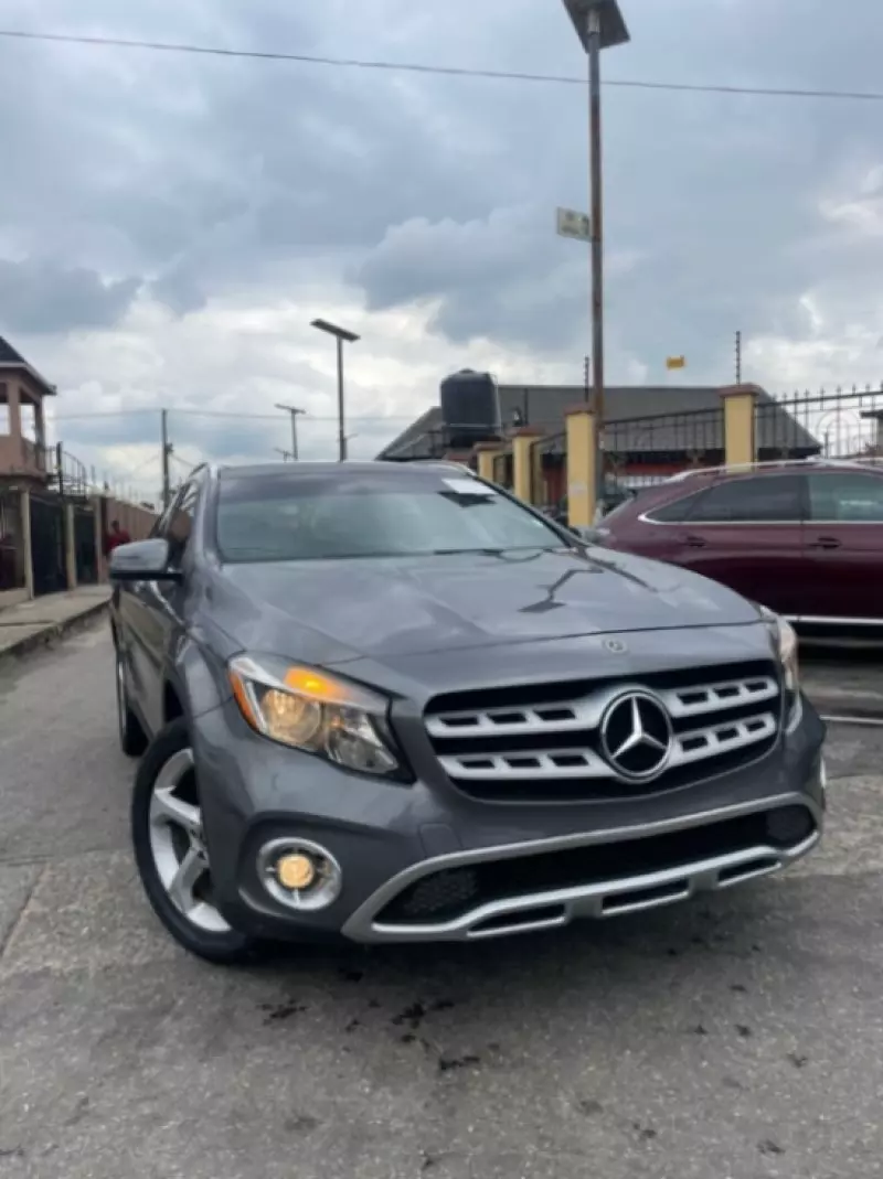 Mercedes-Benz CLA 250   - 2018