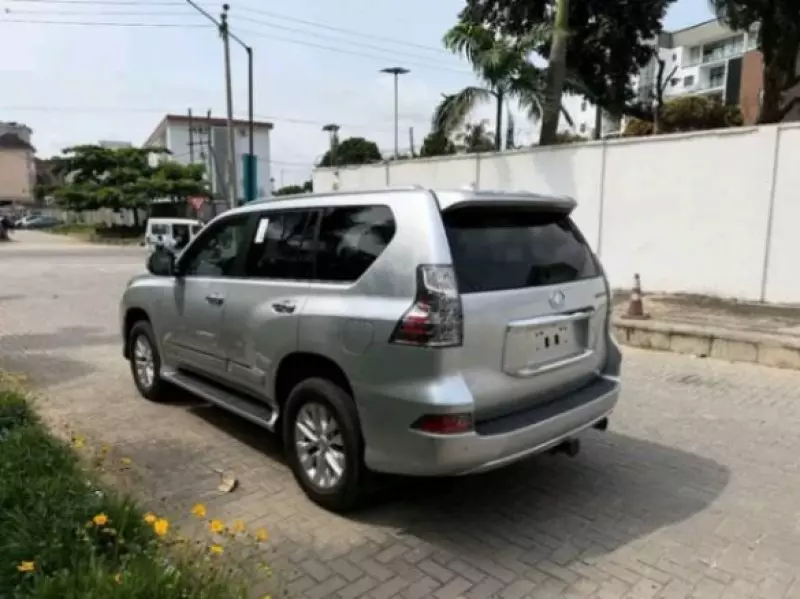 Lexus GX 460   - 2018