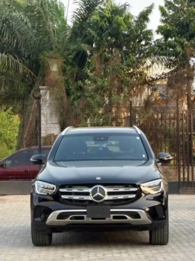 Mercedes-Benz GLC 300   - 2018