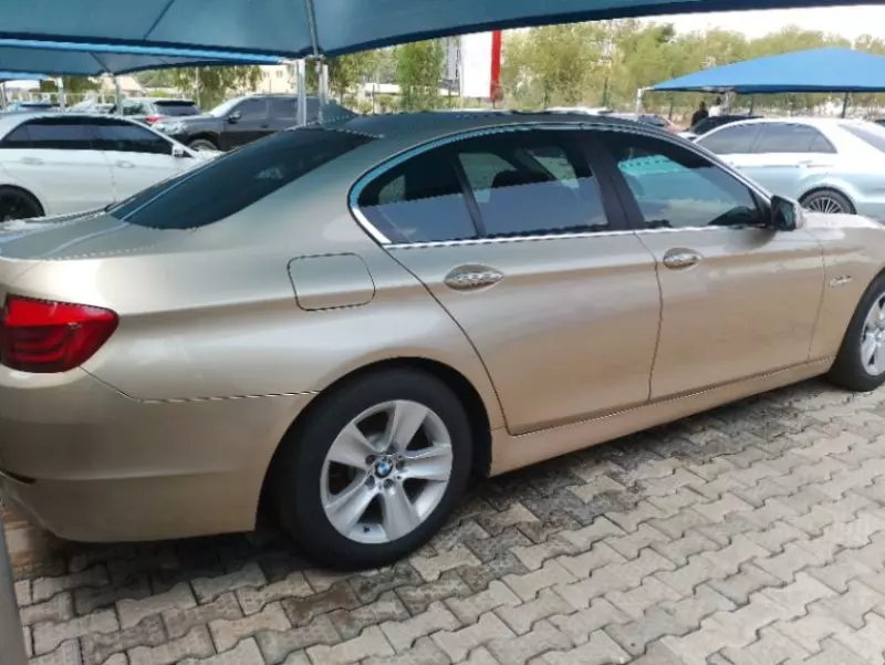 BMW 528i   - 2013