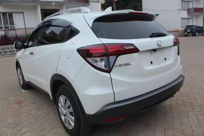 Honda Vezel Hybrid   - 2016
