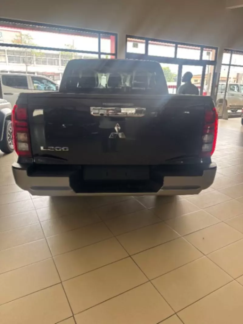 Mitsubishi L200 D/C Sportero A/T   - 2025