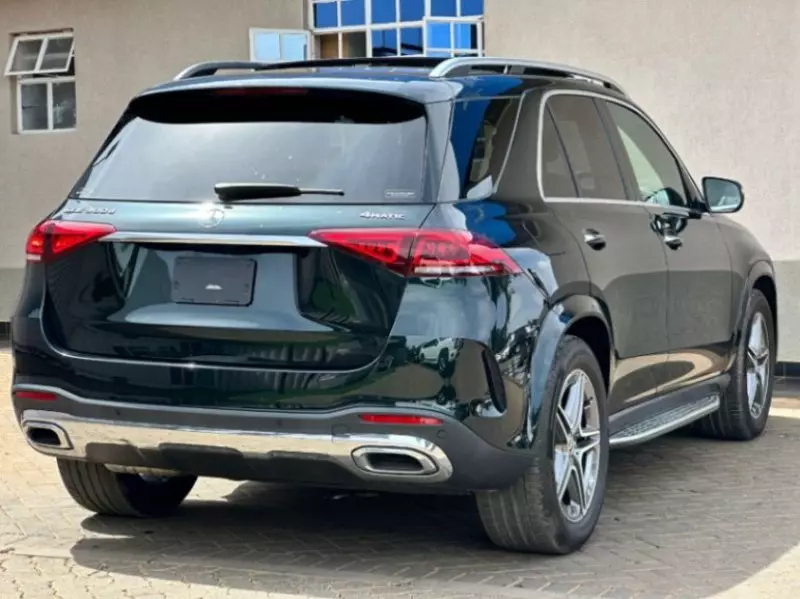Mercedes-Benz GLE 300   - 2022