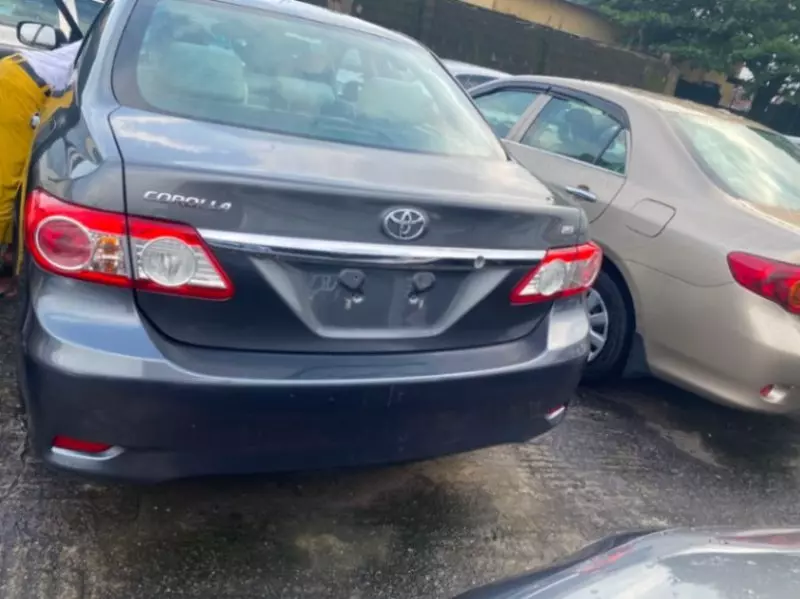 TOYOTA Corolla   - 2013