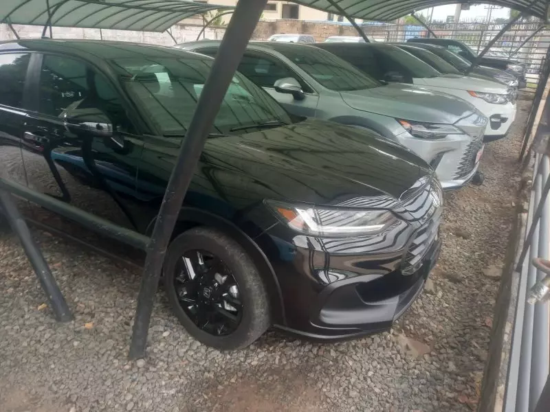 Honda HR-V   - 2023