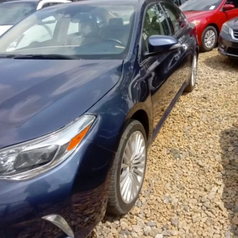 TOYOTA Avalon   - 2017