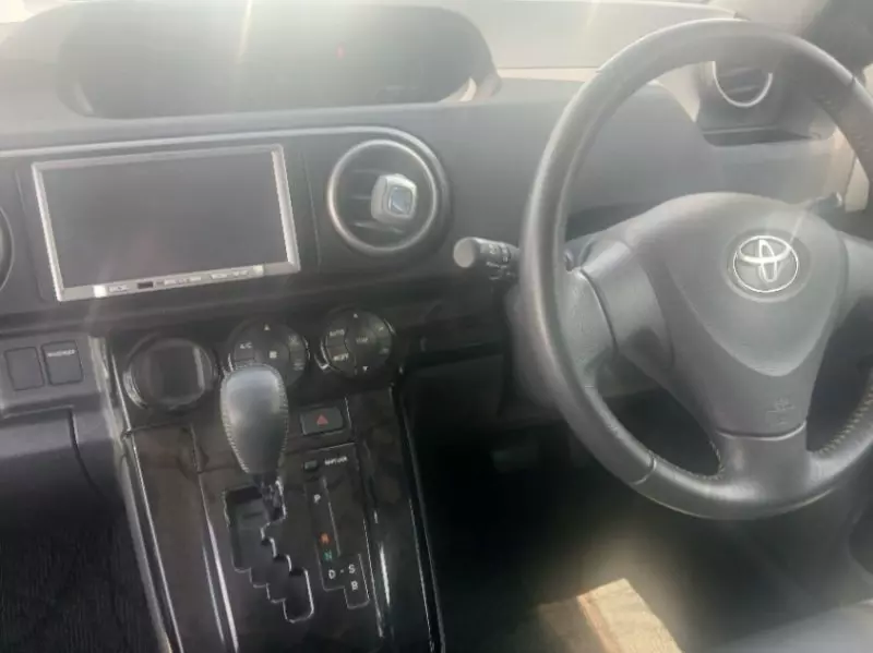 Toyota Rumion   - 2012