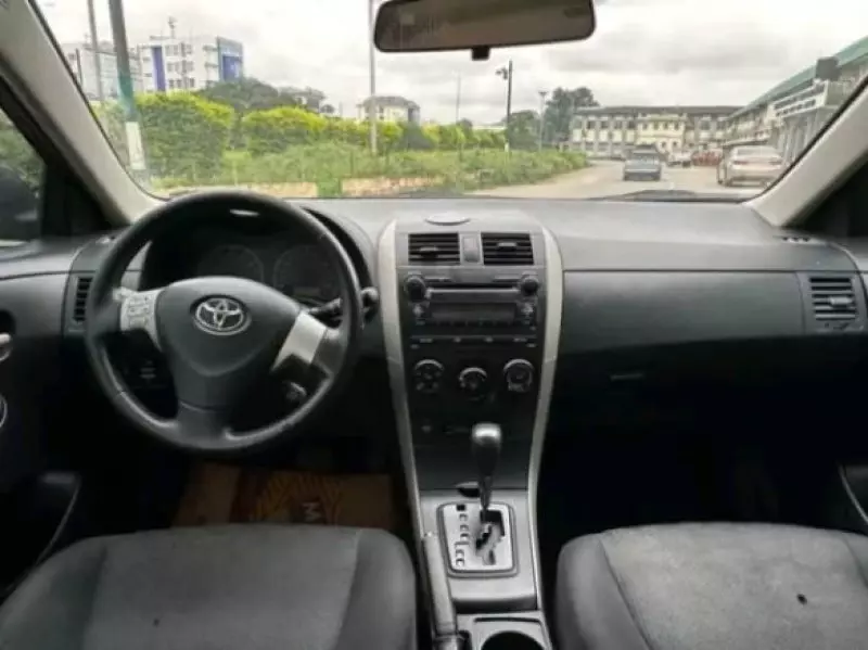 TOYOTA Corolla Sport - 2010