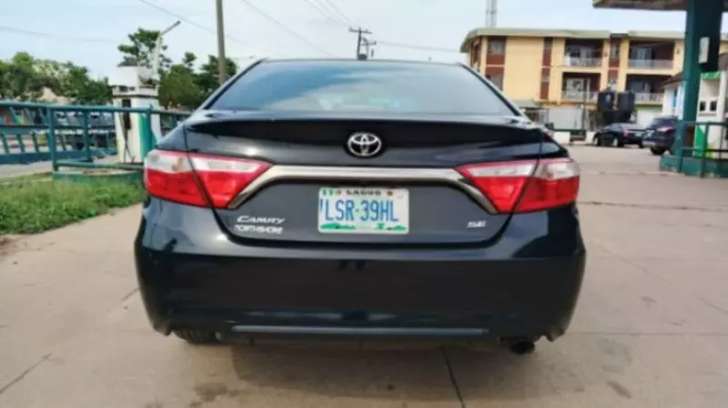 Toyota Camry   - 2015