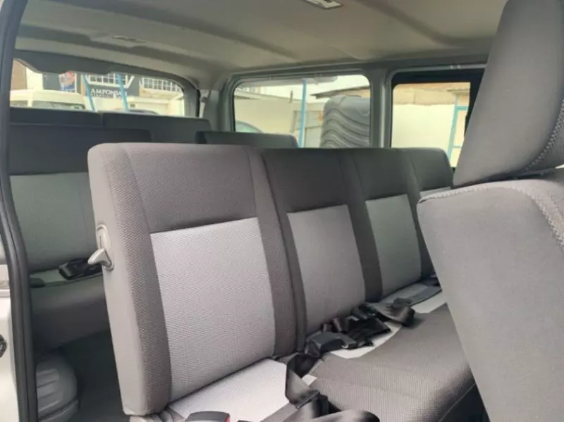 Toyota Hiace   - 2025