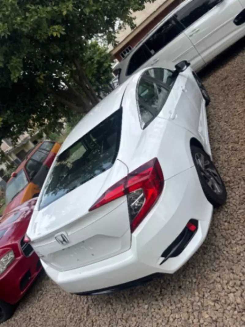 Honda Civic   - 2022