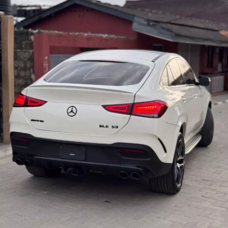 Mercedes-Benz GLE 53 AMG   - 2021