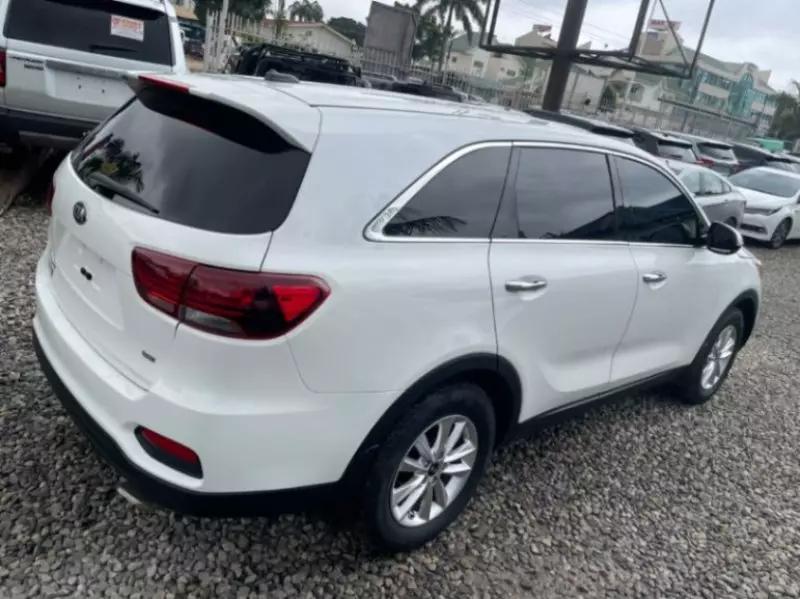 KIA Sorento   - 2019