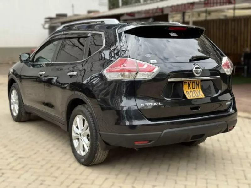 Nissan X-Trail   - 2016
