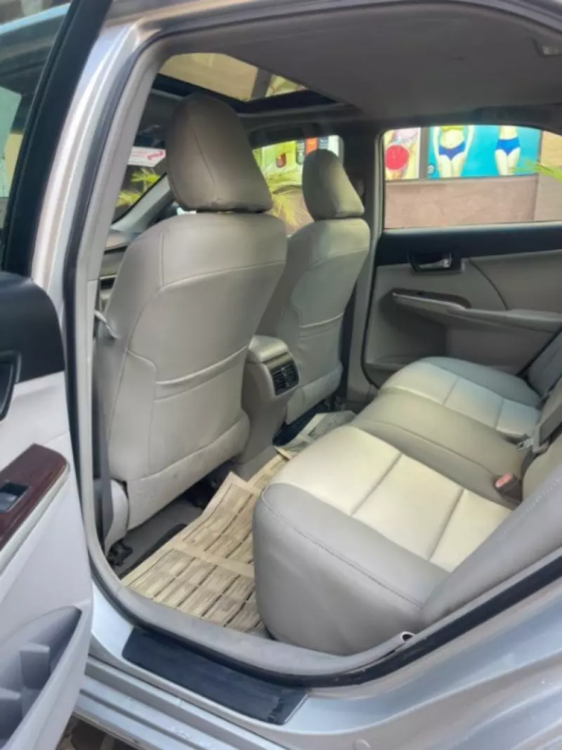 Toyota Camry   - 2012