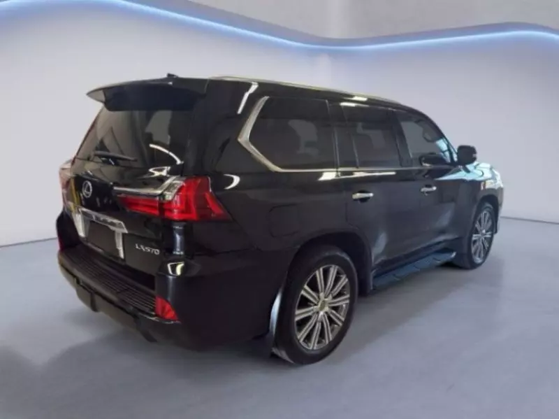 Lexus LX   - 2017