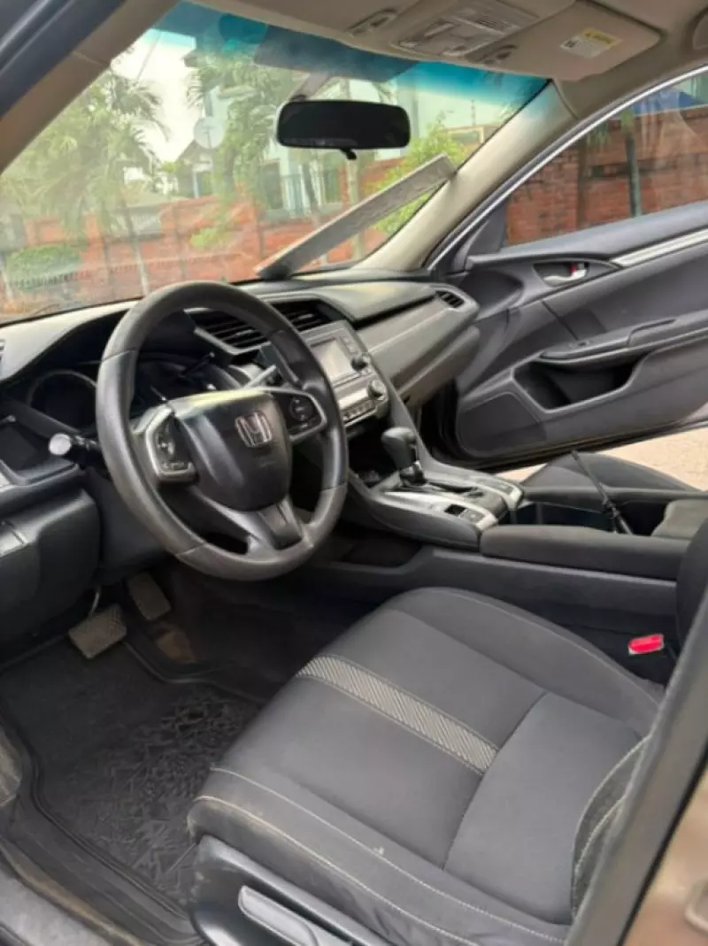 Honda Civic   - 2016