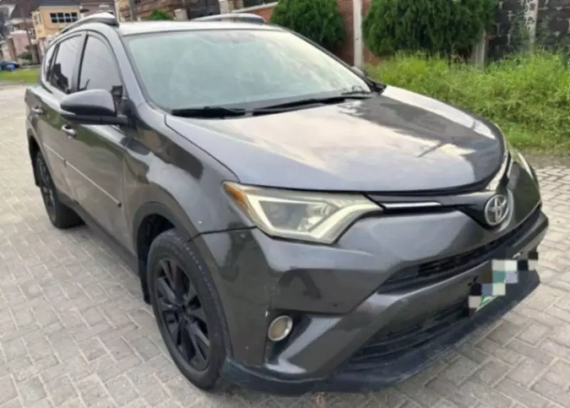 Toyota RAV4   - 2013