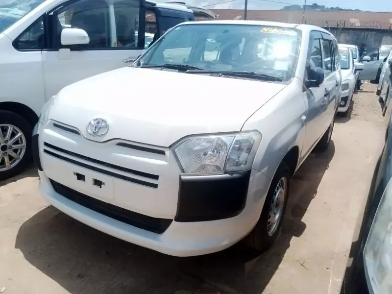 Toyota Probox    - 2016