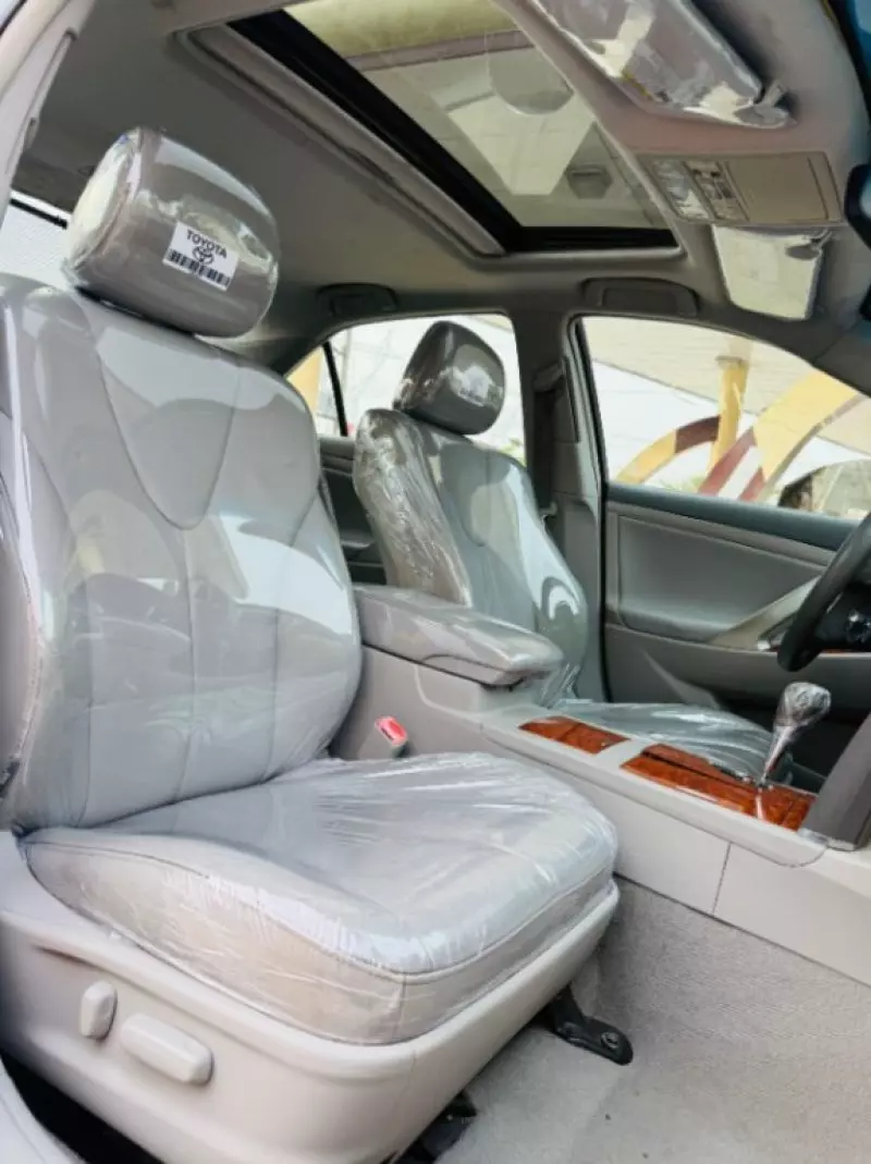 Toyota Camry   - 2008