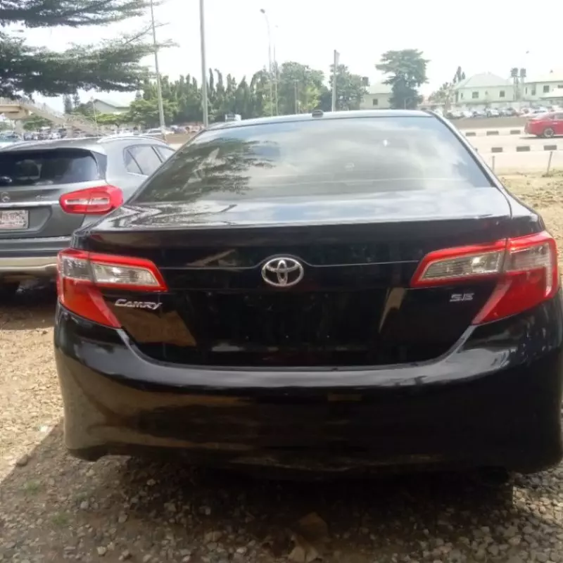 TOYOTA Camry   - 2012