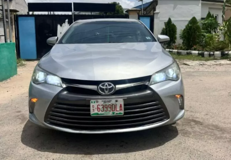 Toyota Camry   - 2015