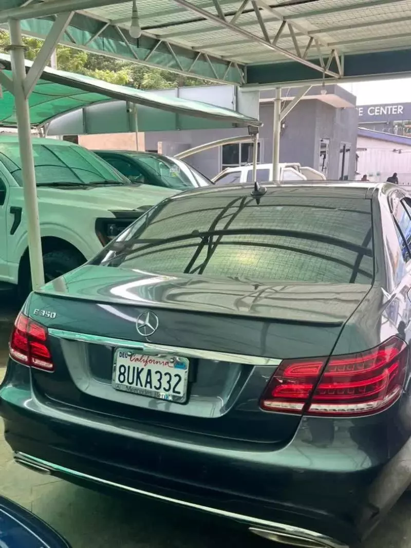 Mercedes-Benz E350   - 2016