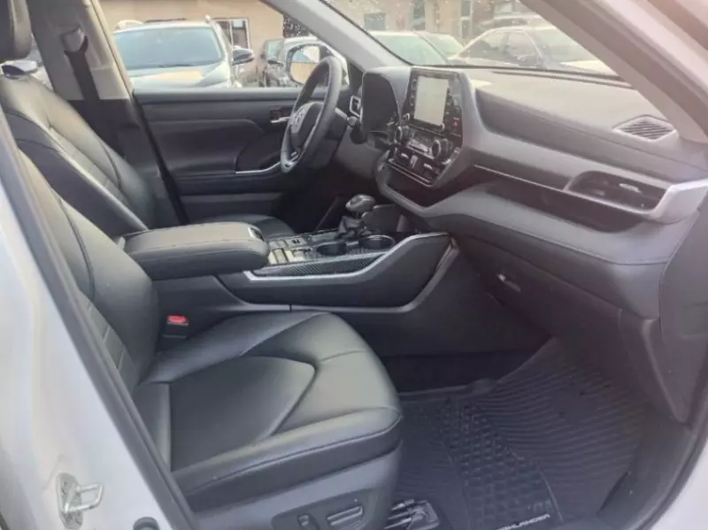 TOYOTA Highlander - 2022