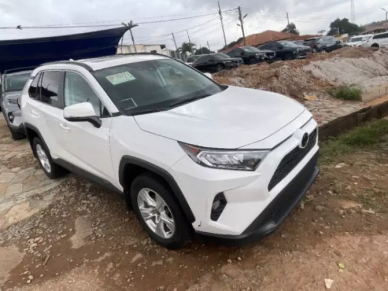 TOYOTA RAV4   - 2019