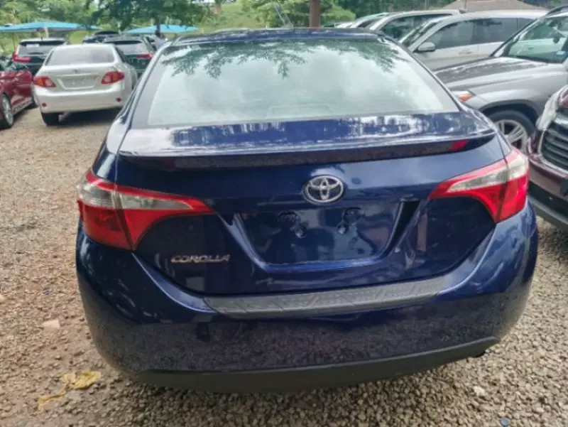 Toyota Corolla   - 2015