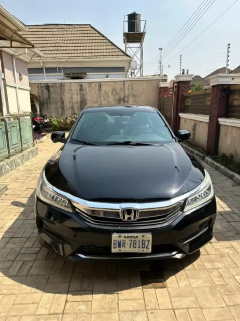 Honda Accord - 2013