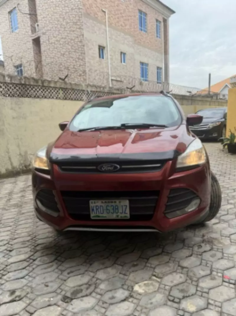 Ford Escape - 2013