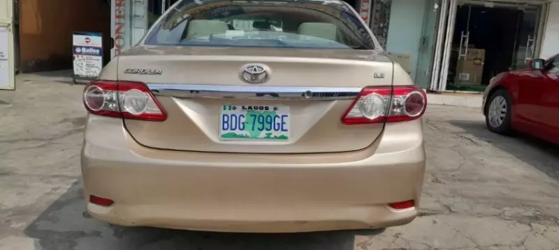 Toyota Corolla   - 2011