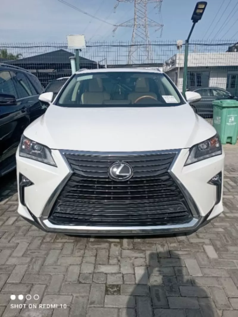 Toyota Lexus RX 350h   - 2016