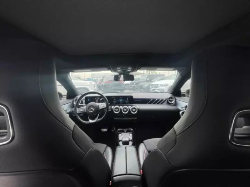 Mercedes-Benz CLA-Class - 2021