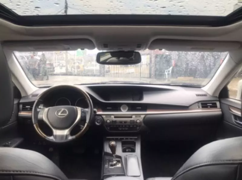 Lexus ES   - 2013