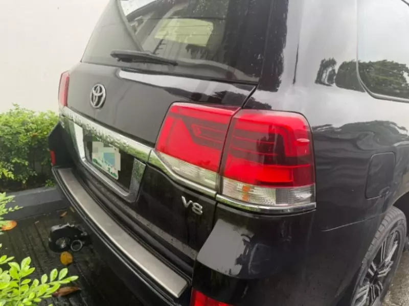 TOYOTA LANDCRUISER VXR   - 2011