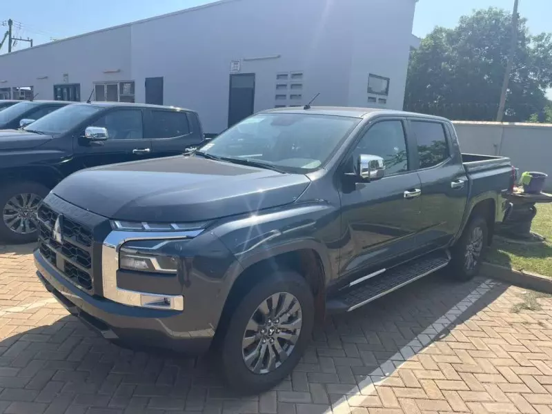 Mitsubishi L200 D/C Sportero A/T   - 2025