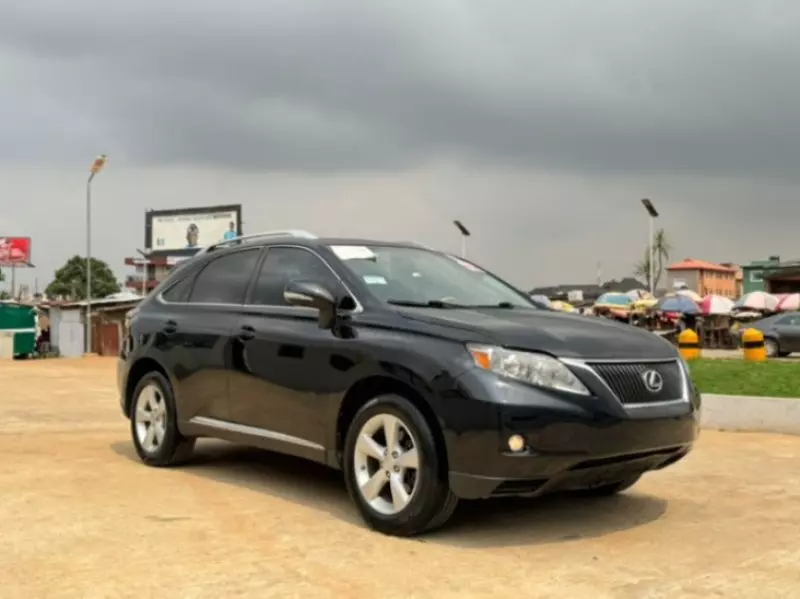 Lexus RX   - 2010