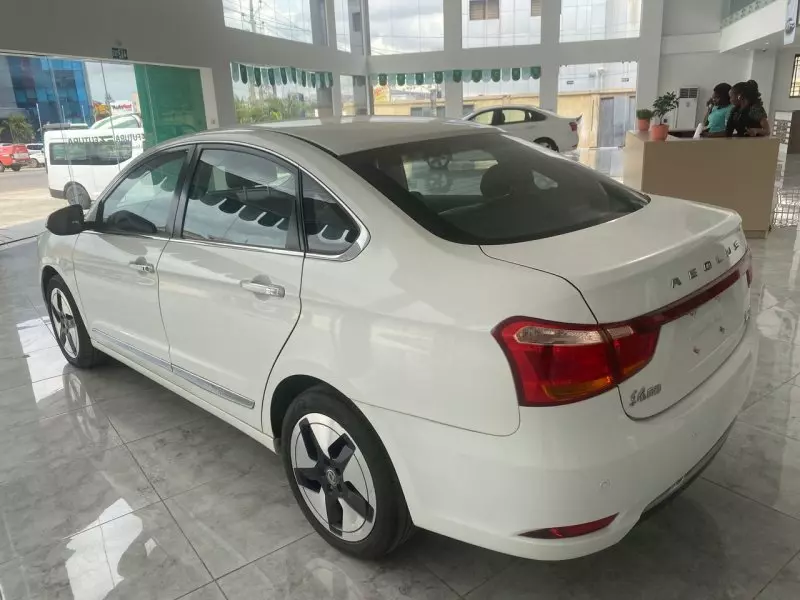 DONGFENG Aeolus E70   - 2020