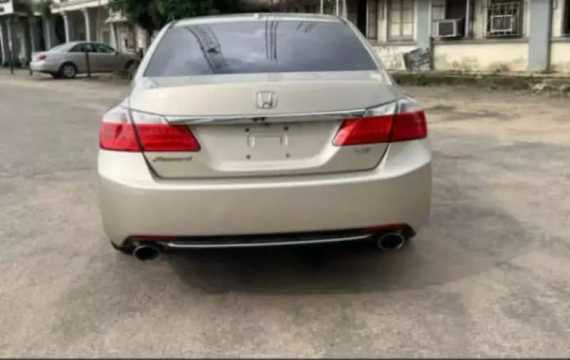 Honda Accord   - 2014