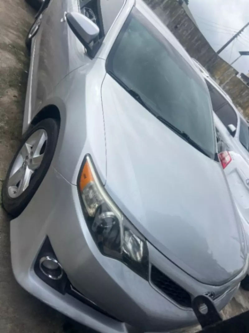 TOYOTA Camry   - 2014