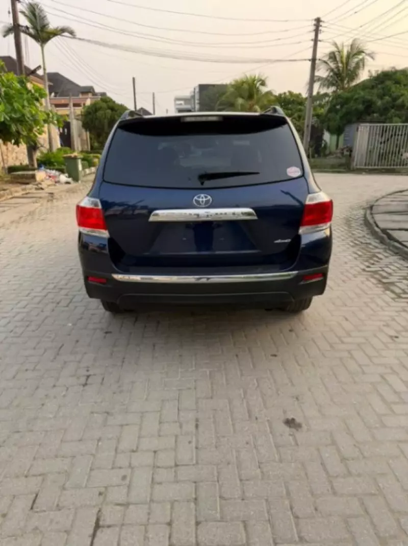 TOYOTA Highlander - 2013