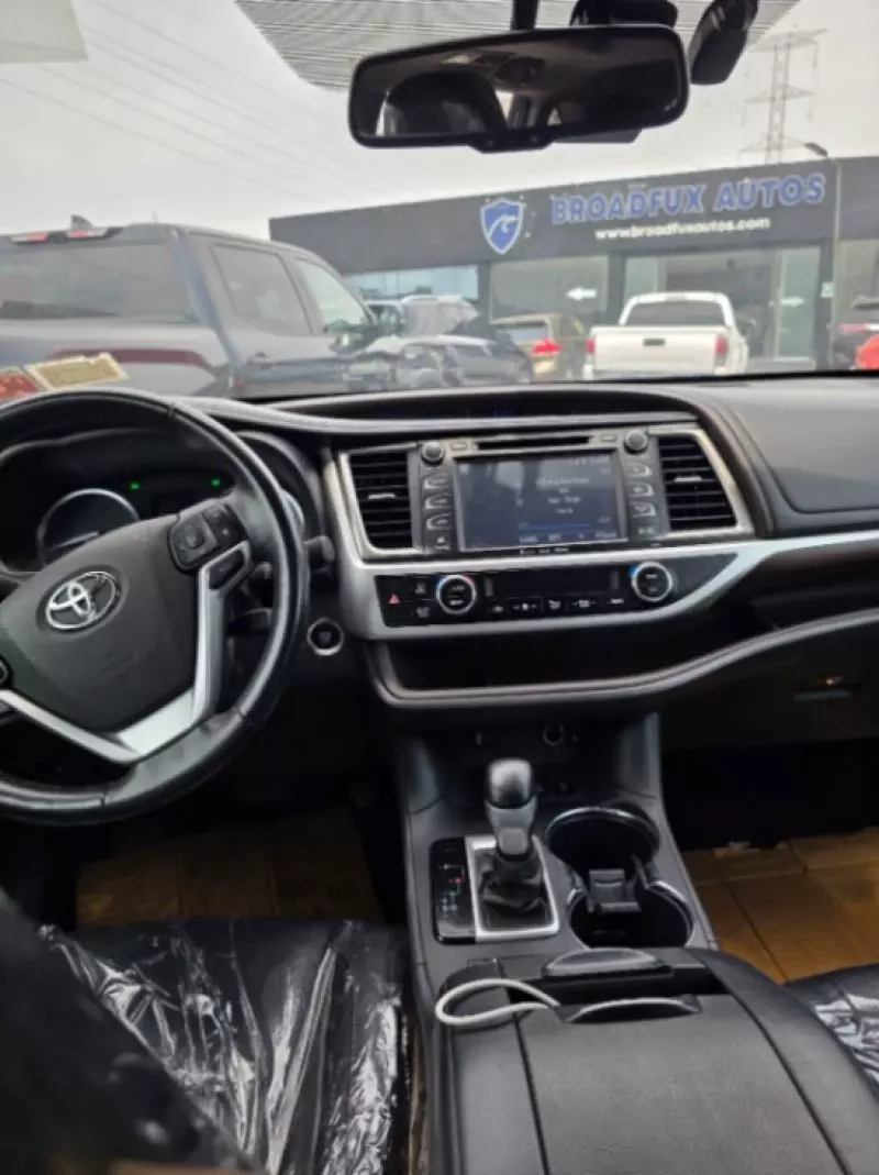 TOYOTA Highlander   - 2017
